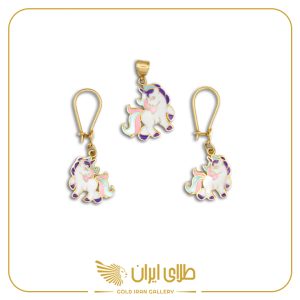 پلاک و گوشواره اسب تک شاخ